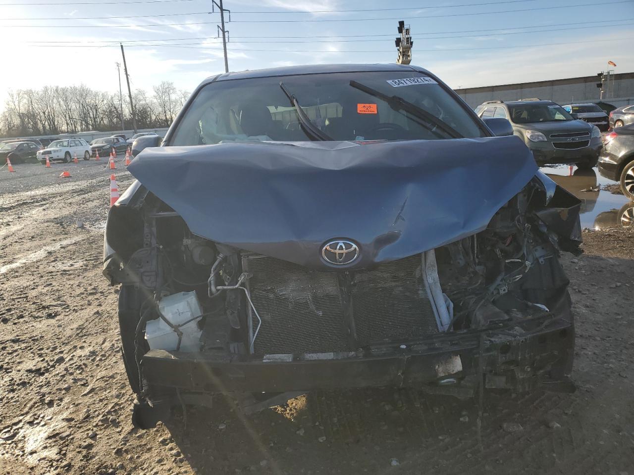 2015 TOYOTA SIENNA XLE - Фото 5