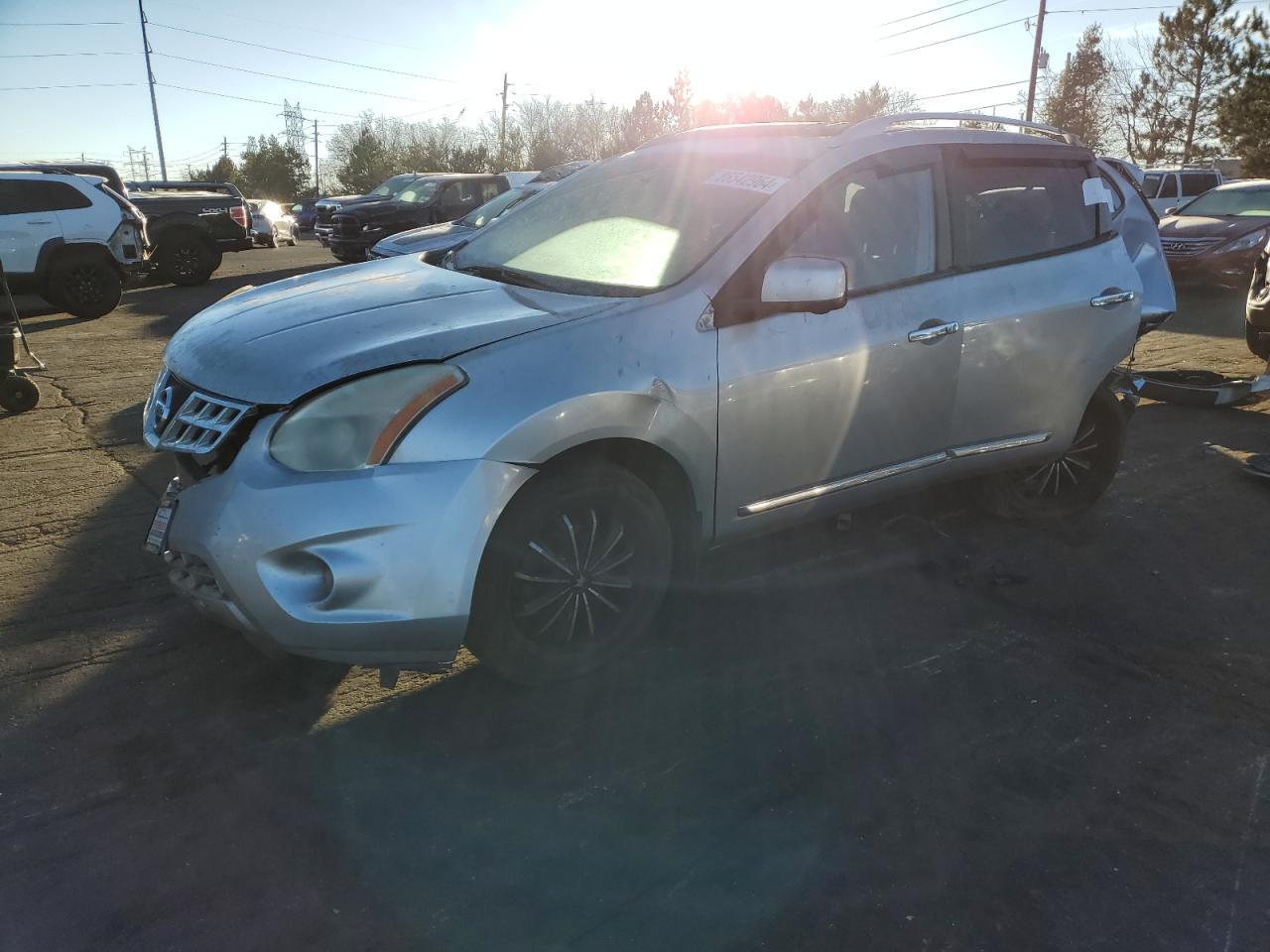 2013 NISSAN ROGUE S