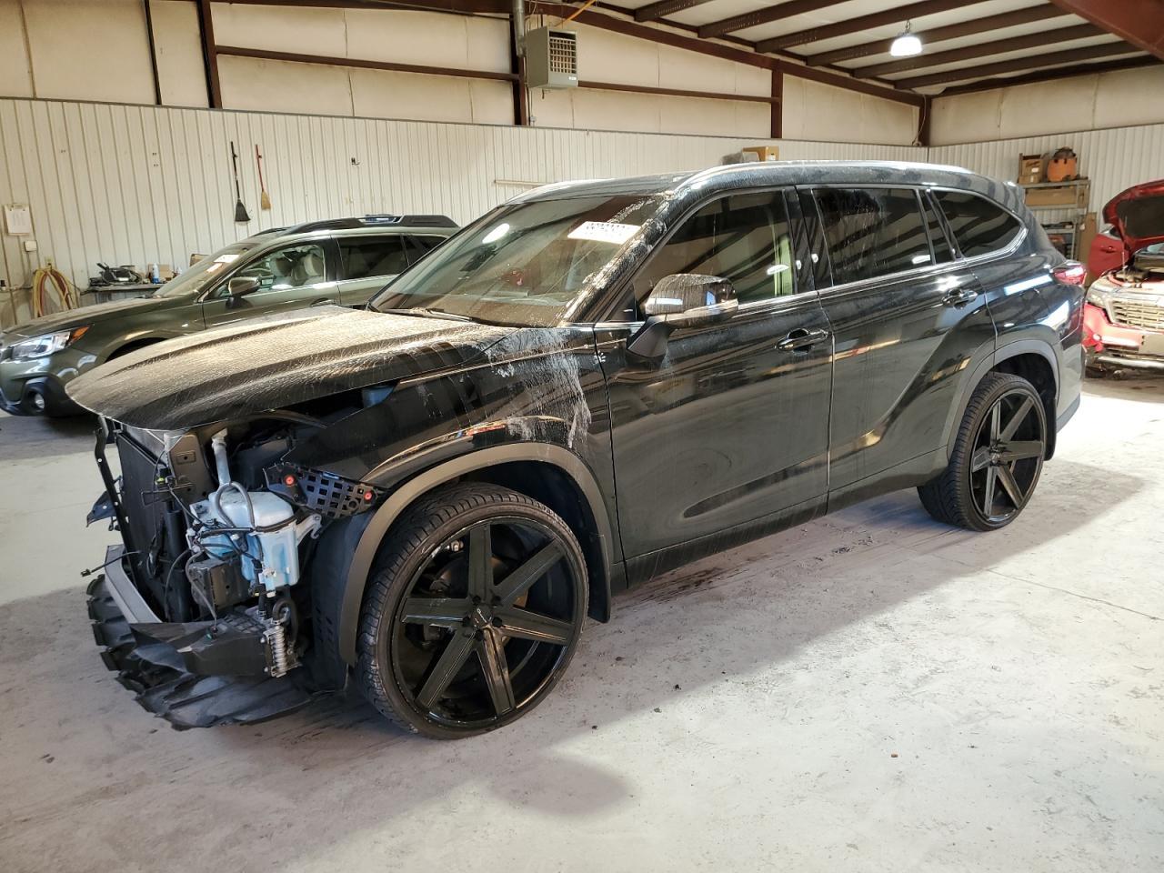 2021 TOYOTA HIGHLANDER car image