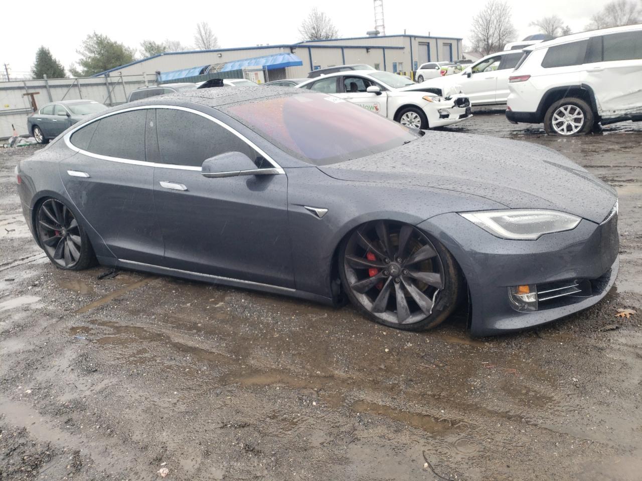 2017 TESLA MODEL S - Фото 4