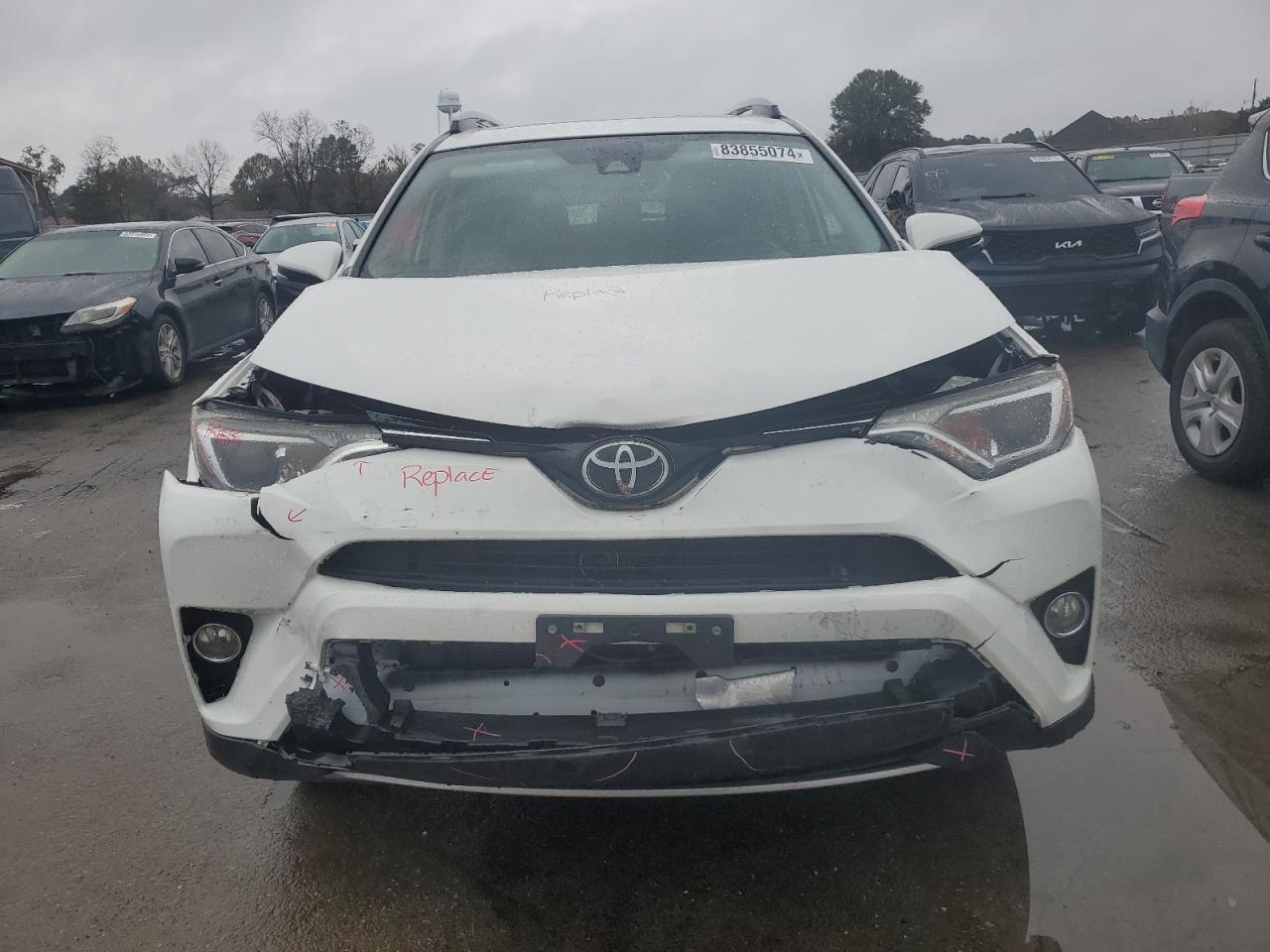 2017 TOYOTA RAV4 XLE - Image 5