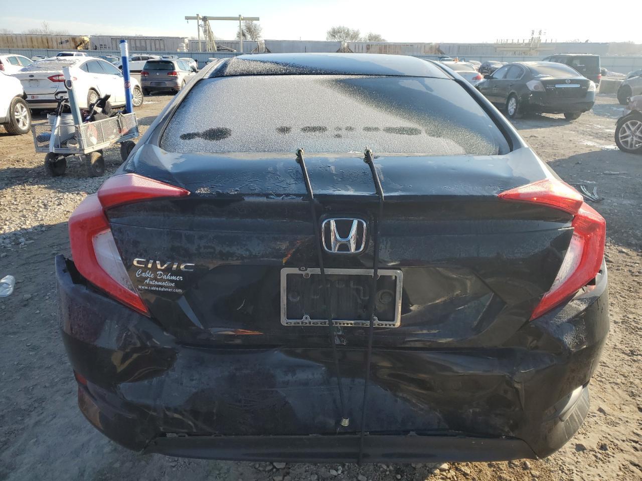 2016 HONDA CIVIC LX - Image 6