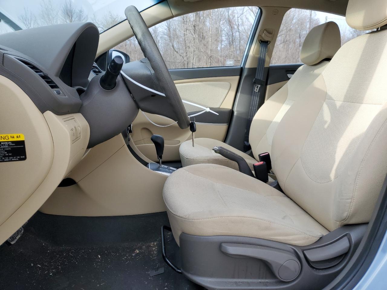 2012 HYUNDAI ACCENT GLS - Фото 7
