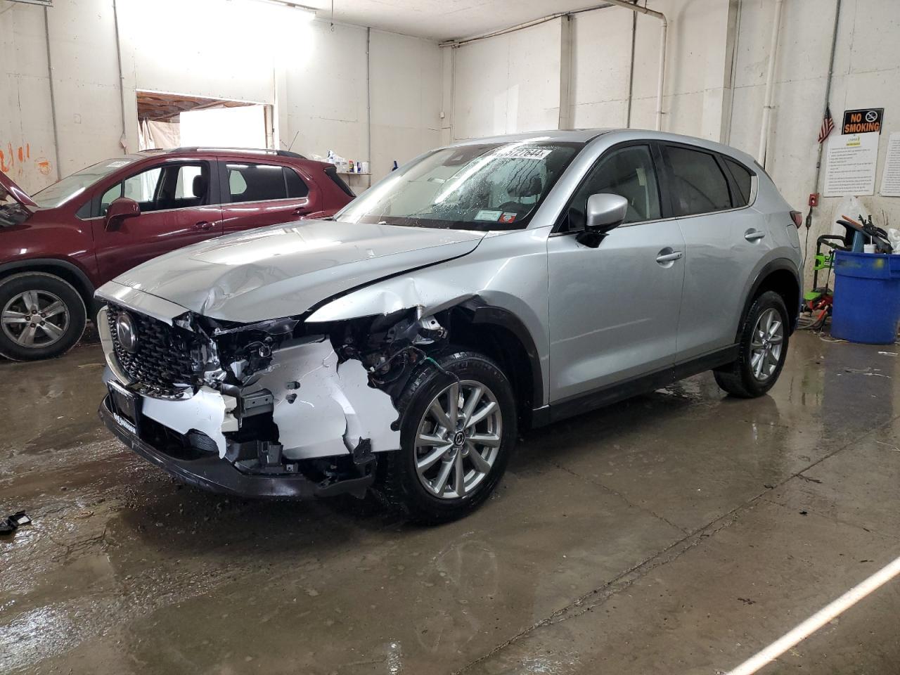 2022 MAZDA CX-5 PREFE