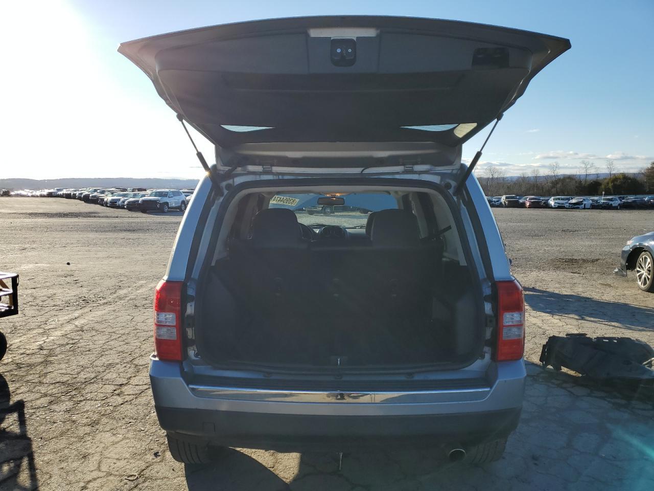 2016 JEEP PATRIOT LA - Фото 6