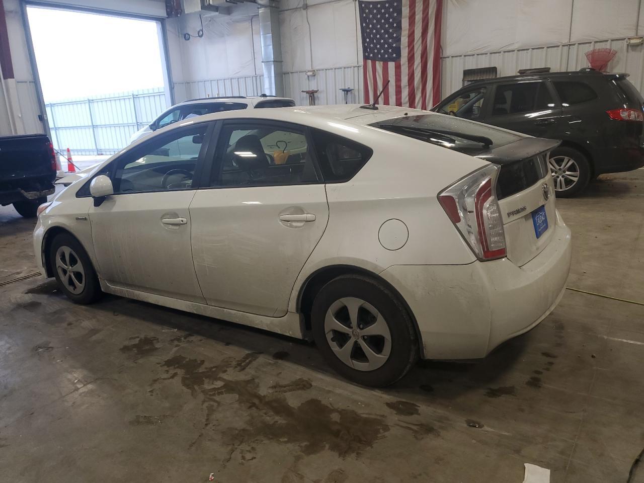 2013 TOYOTA PRIUS - Image 2