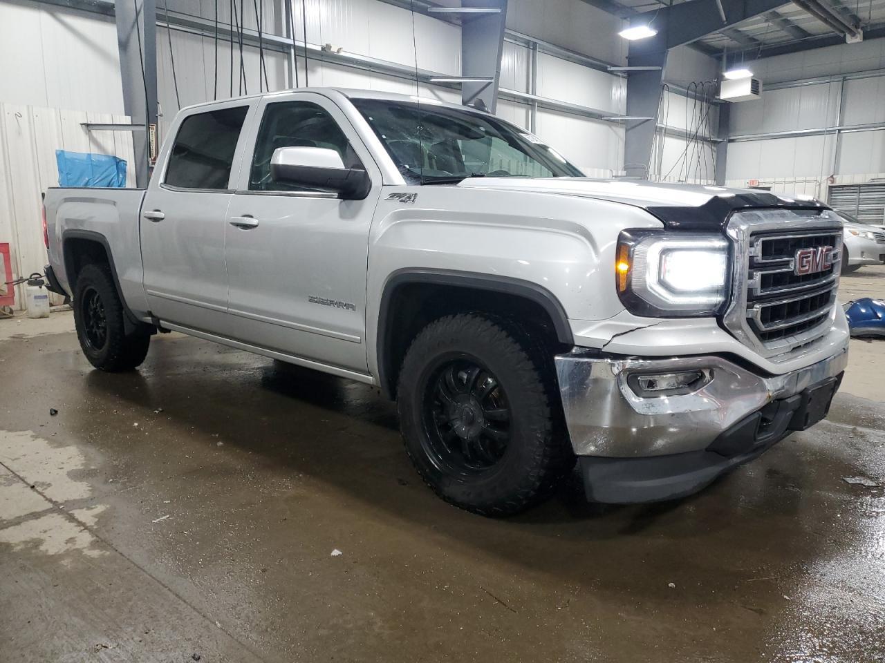 2017 GMC SIERRA K15 - Image 4