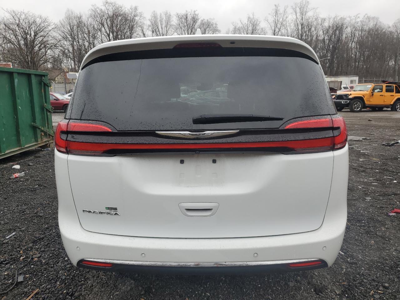 2022 CHRYSLER PACIFICA T - Image 6