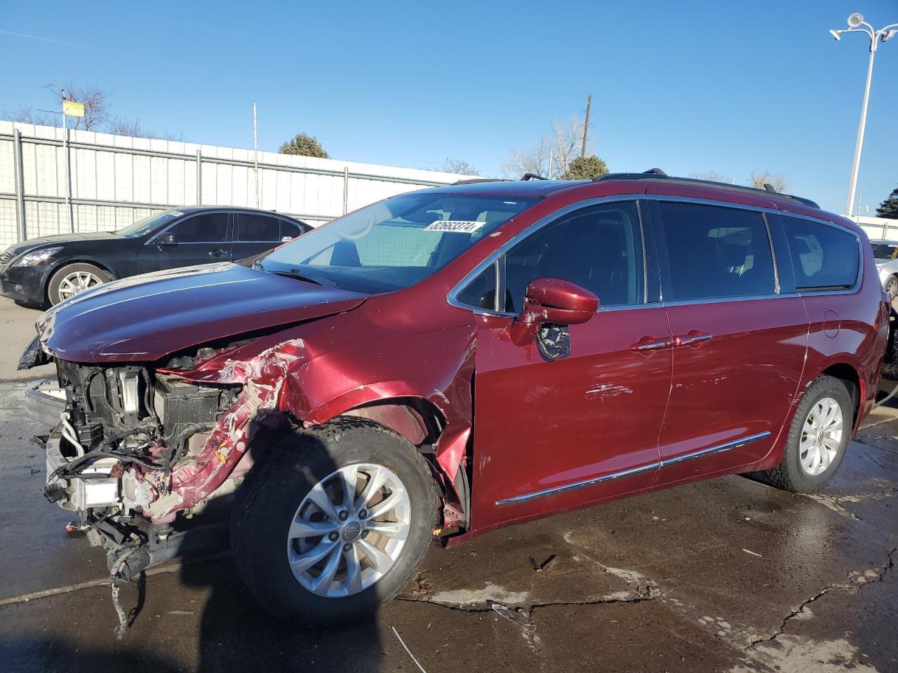 2017 CHRYSLER PACIFICA T