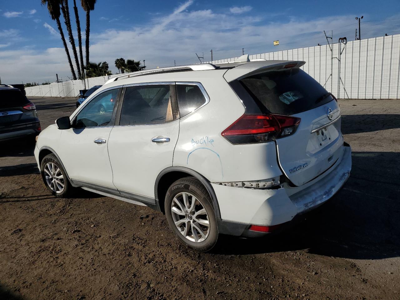 2018 NISSAN ROGUE S - Фото 2