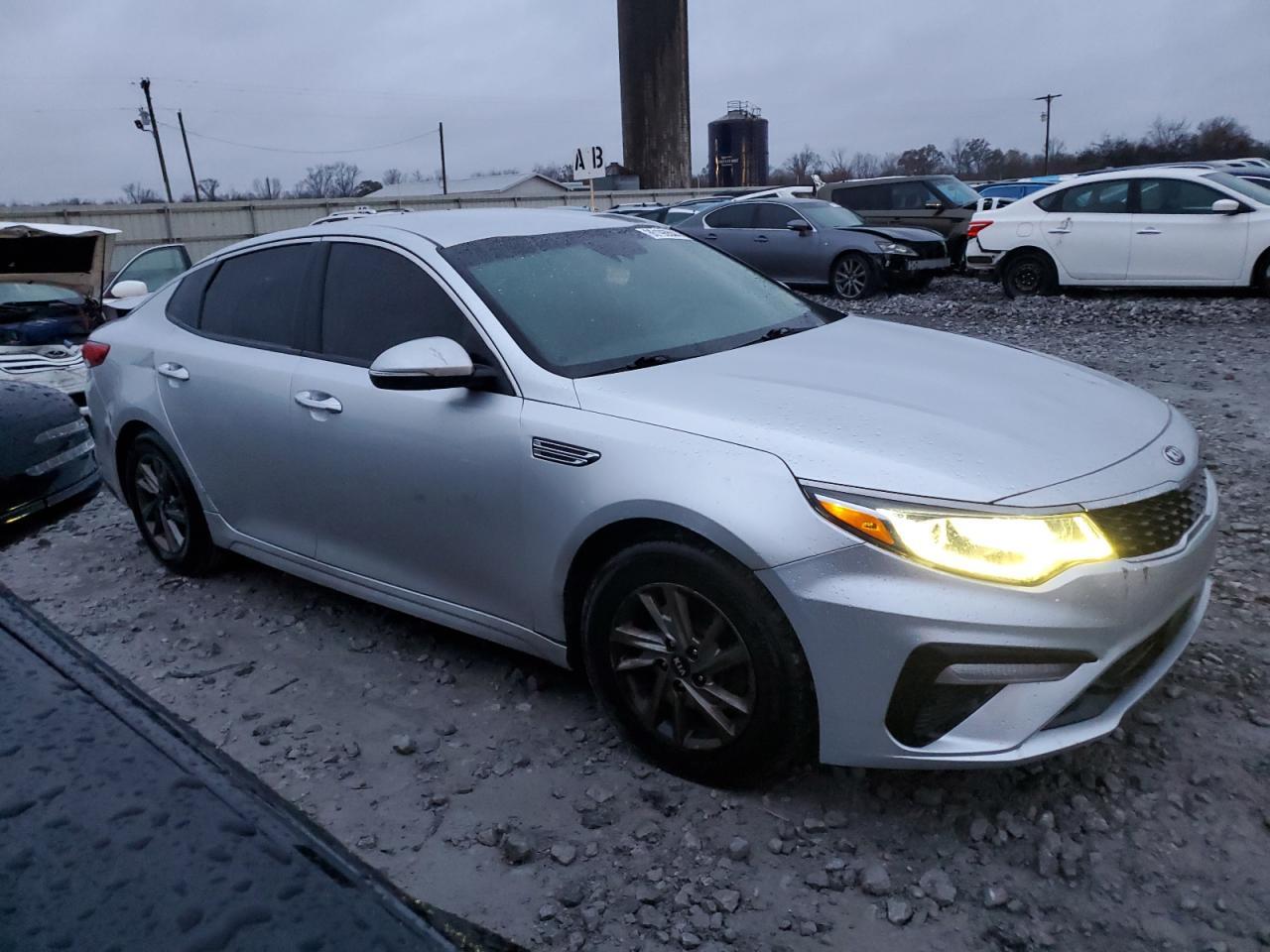 2019 KIA OPTIMA LX - Фото 4