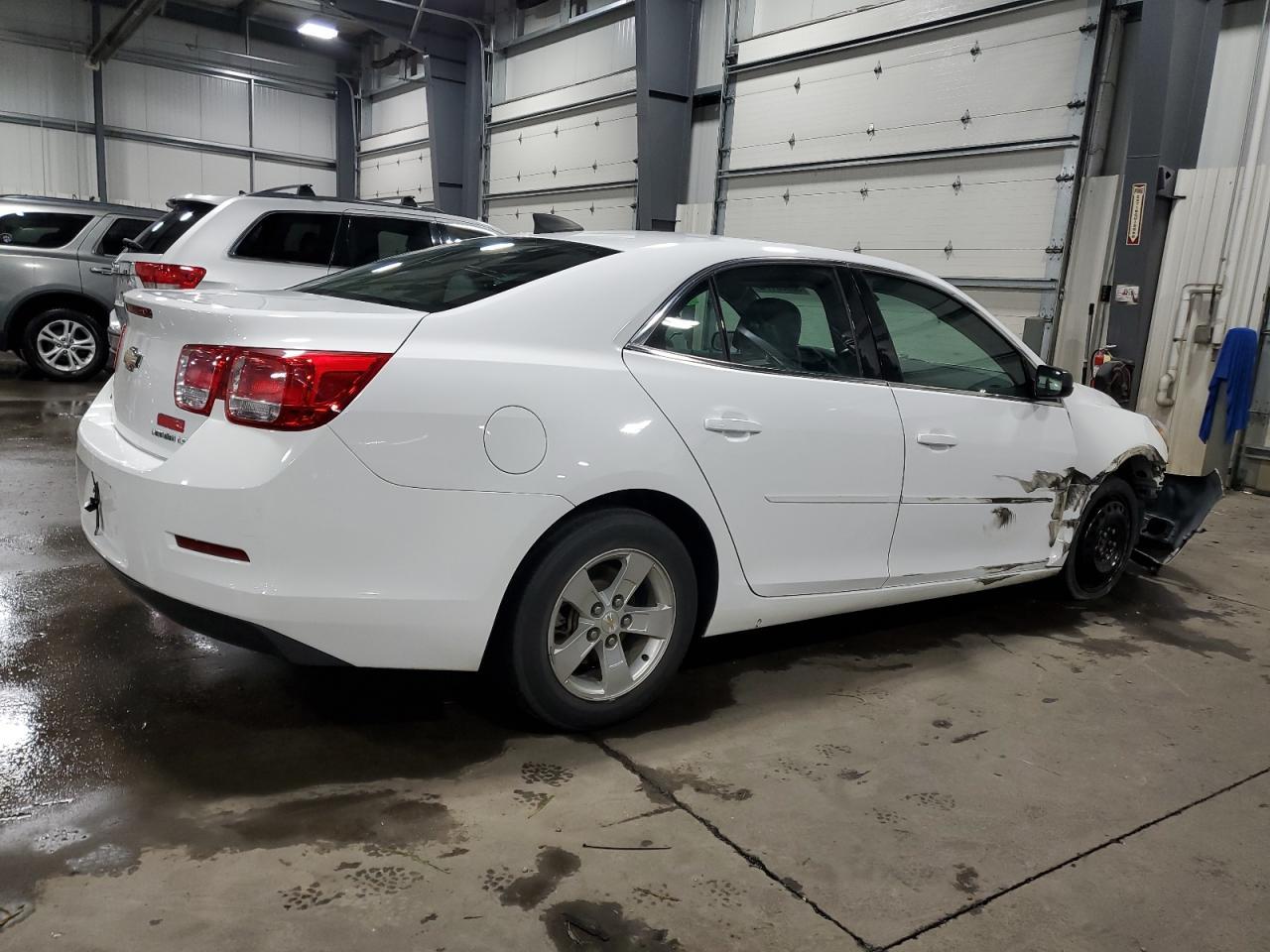 2015 CHEVROLET MALIBU LS - Image 3