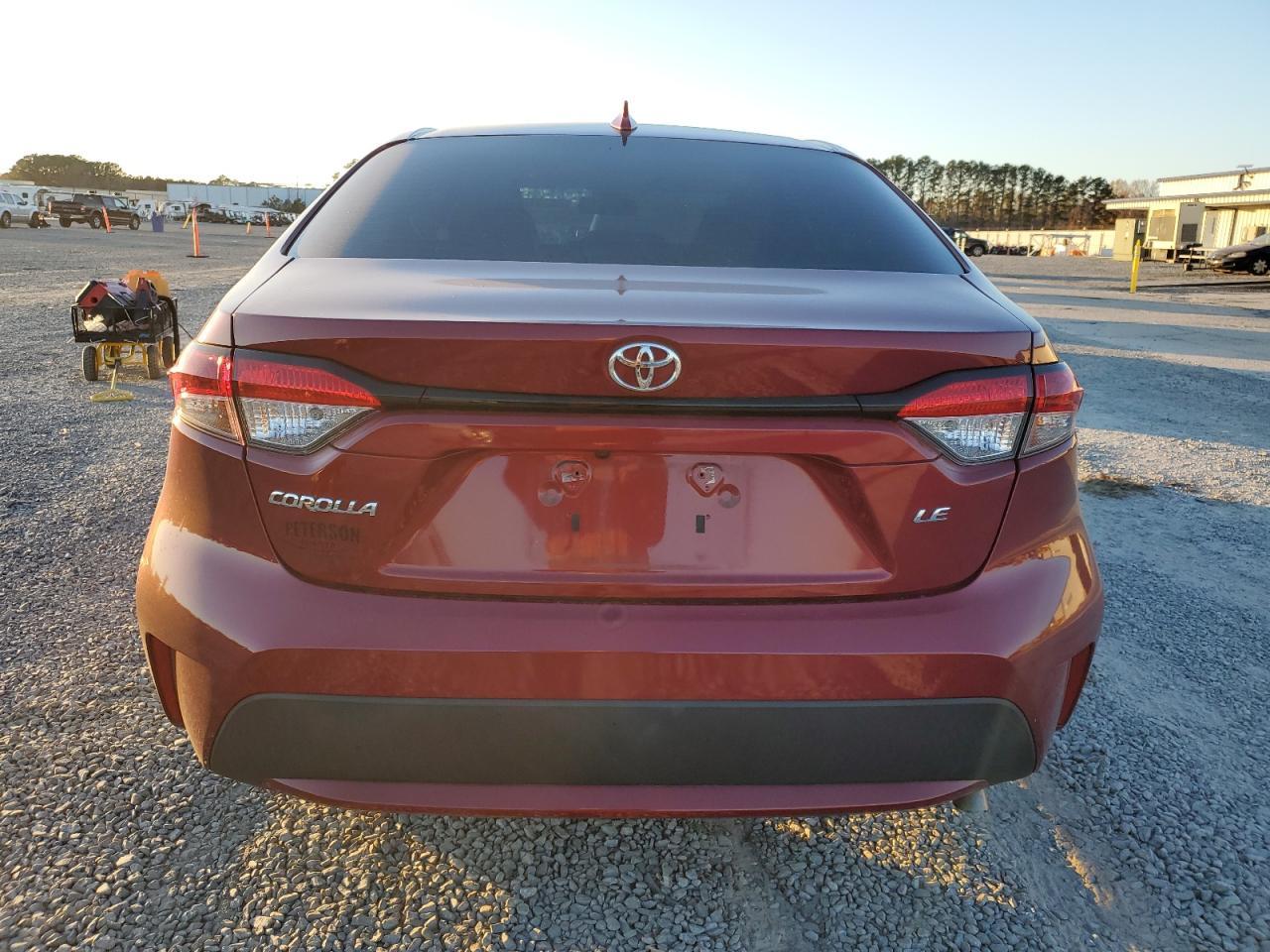 2022 TOYOTA COROLLA LE - Image 6