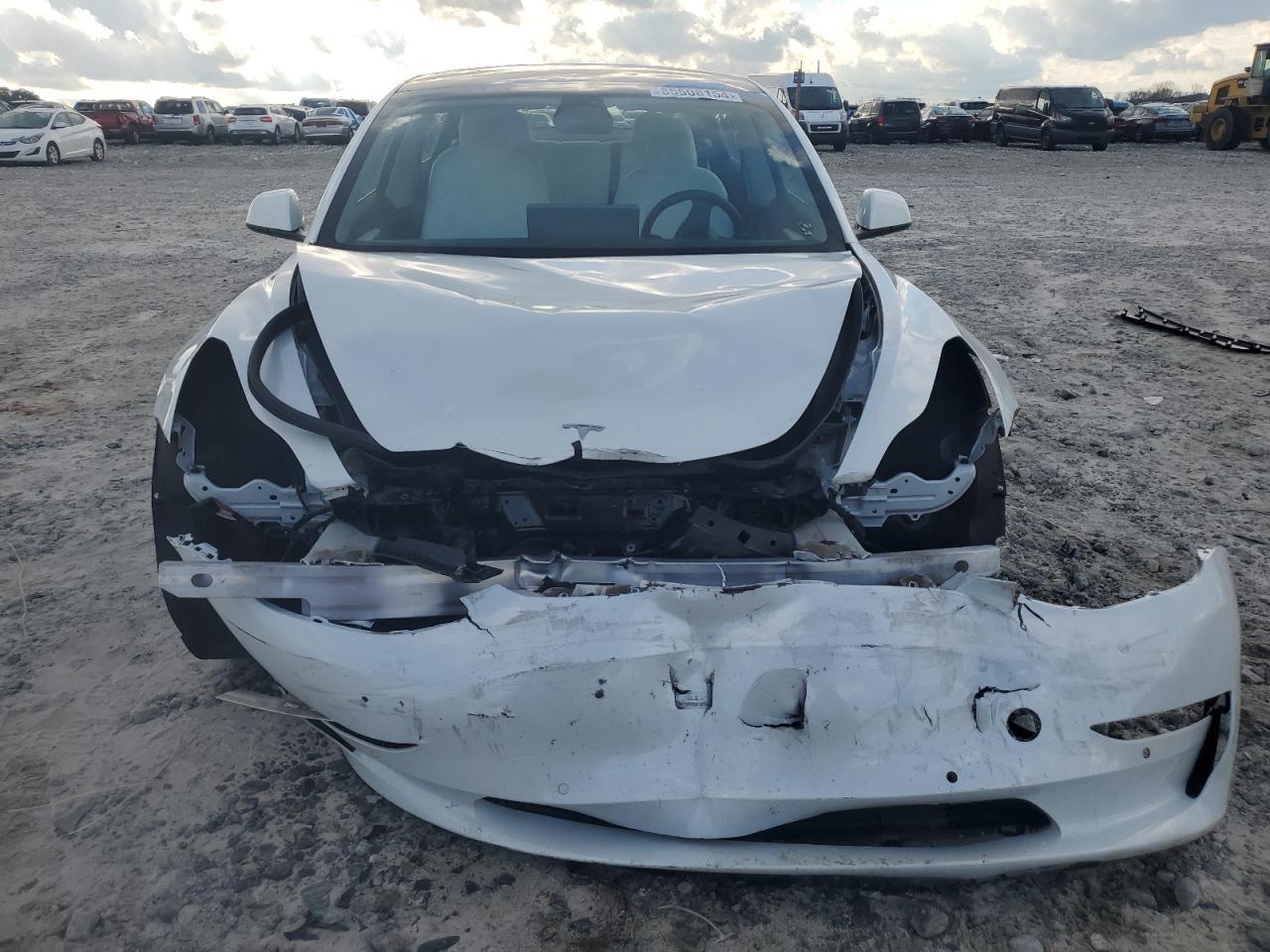 2022 TESLA MODEL 3 - Image 5