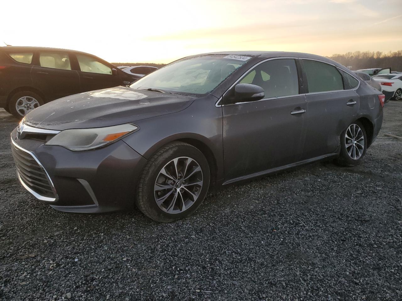 2016 TOYOTA AVALON XLE