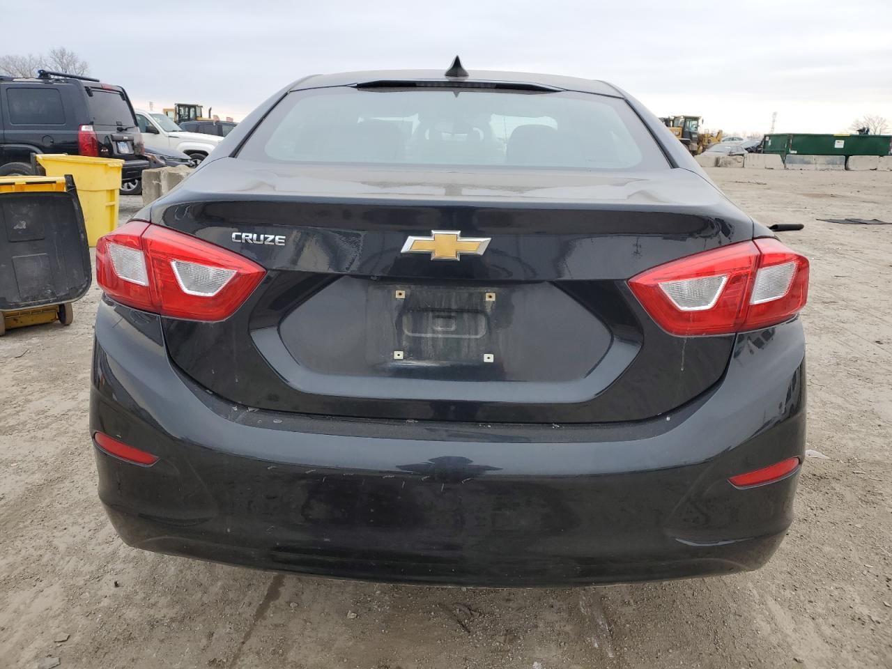 2017 CHEVROLET CRUZE LS - Фото 6
