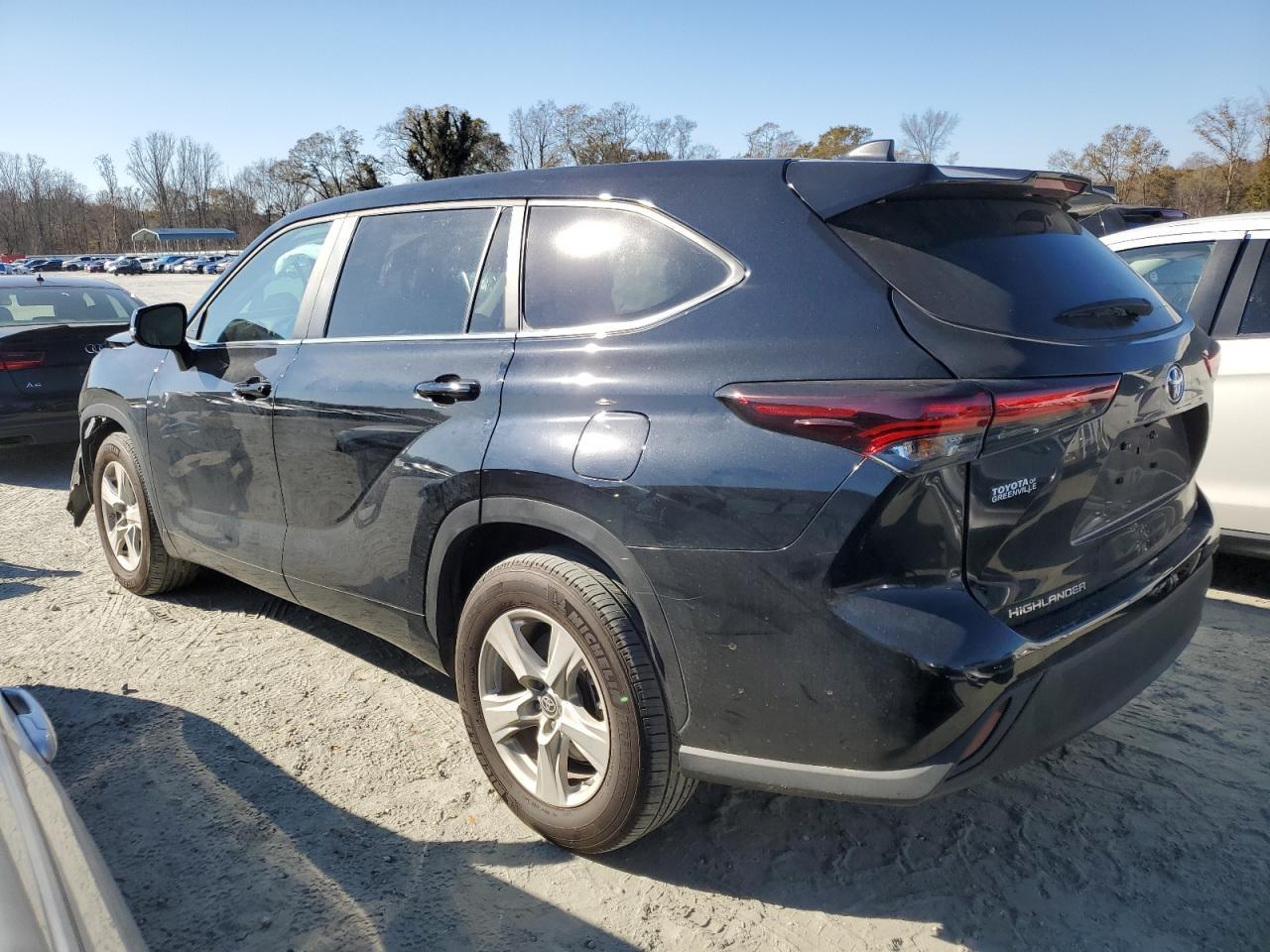 2024 TOYOTA HIGHLANDER - Image 2