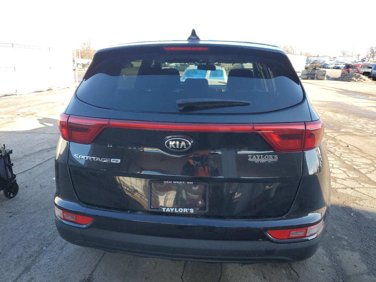 2017 KIA SPORTAGE L - Image 6