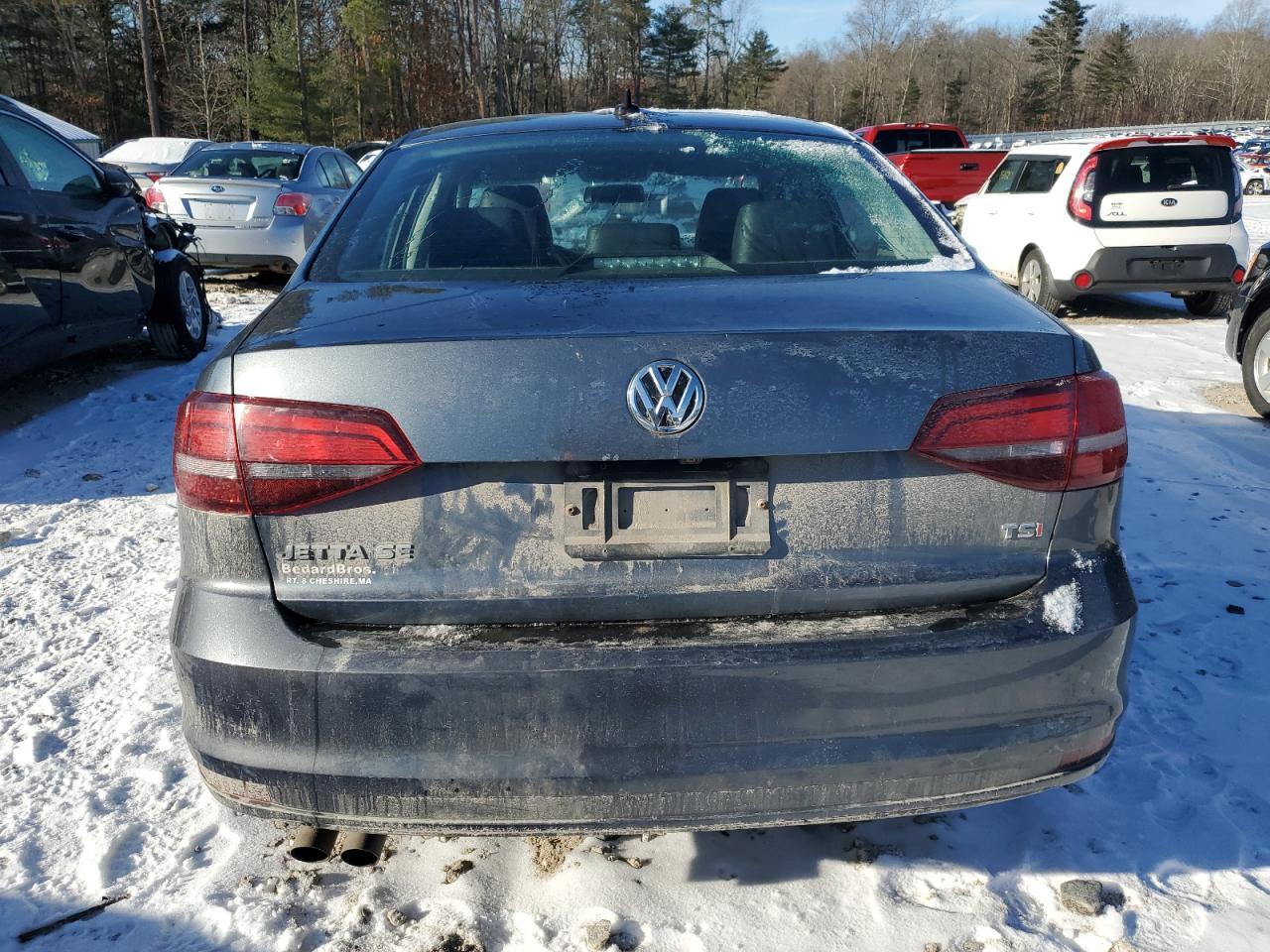 2017 VOLKSWAGEN JETTA SE - Image 6