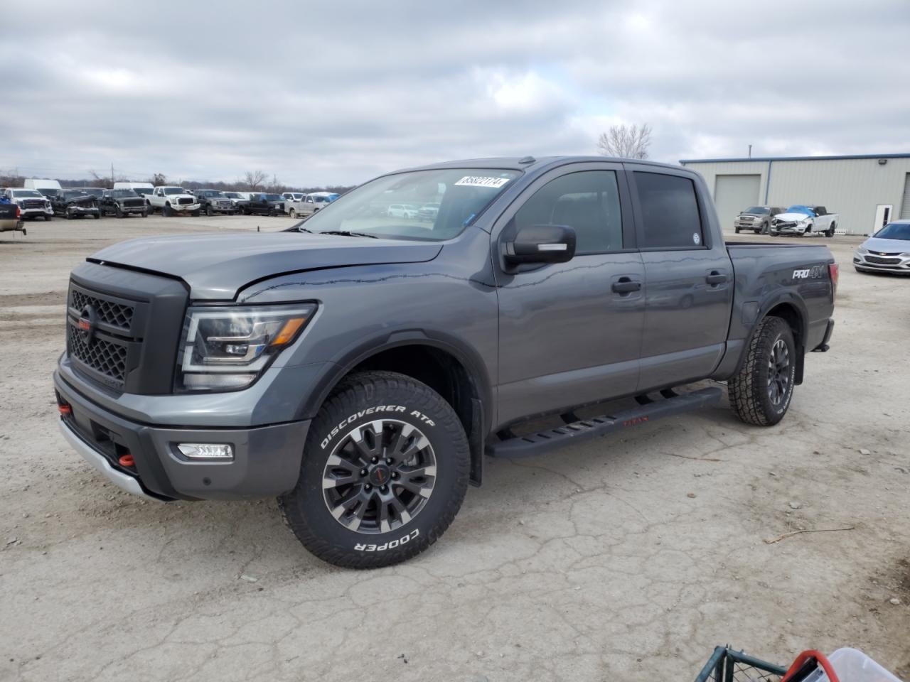 2021 NISSAN TITAN SV