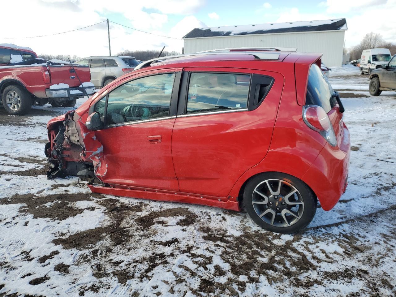 2015 CHEVROLET SPARK 2LT - Фото 2