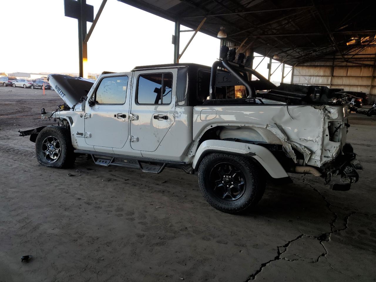 2023 JEEP GLADIATOR - Фото 2