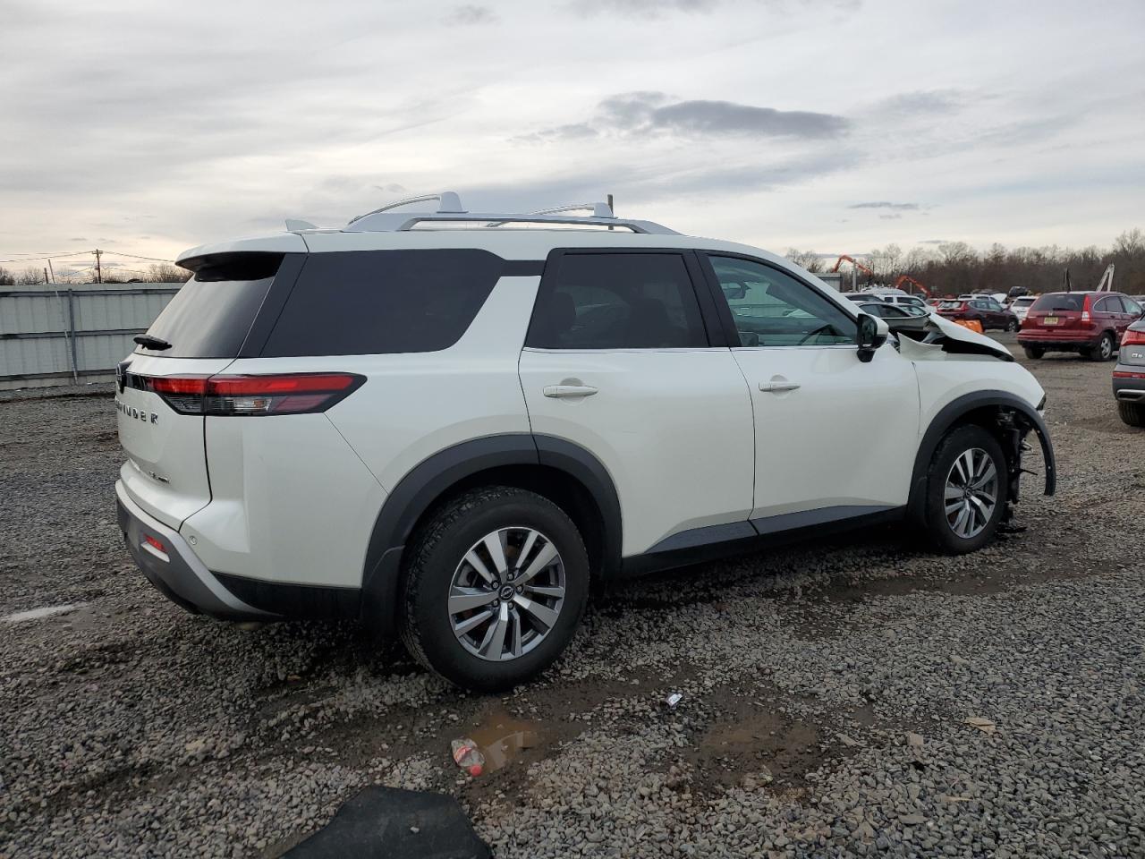 2023 NISSAN PATHFINDER - Фото 3