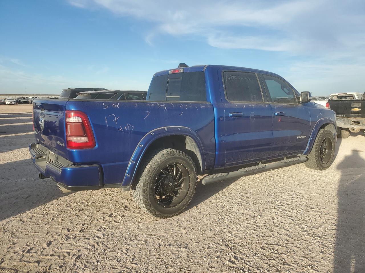 2019 RAM 1500 BIG H - Фото 3