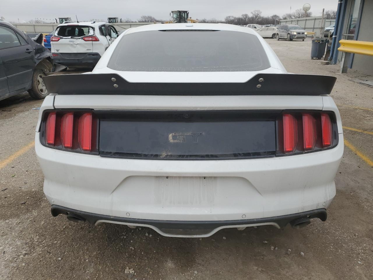 2016 FORD MUSTANG GT - Фото 6