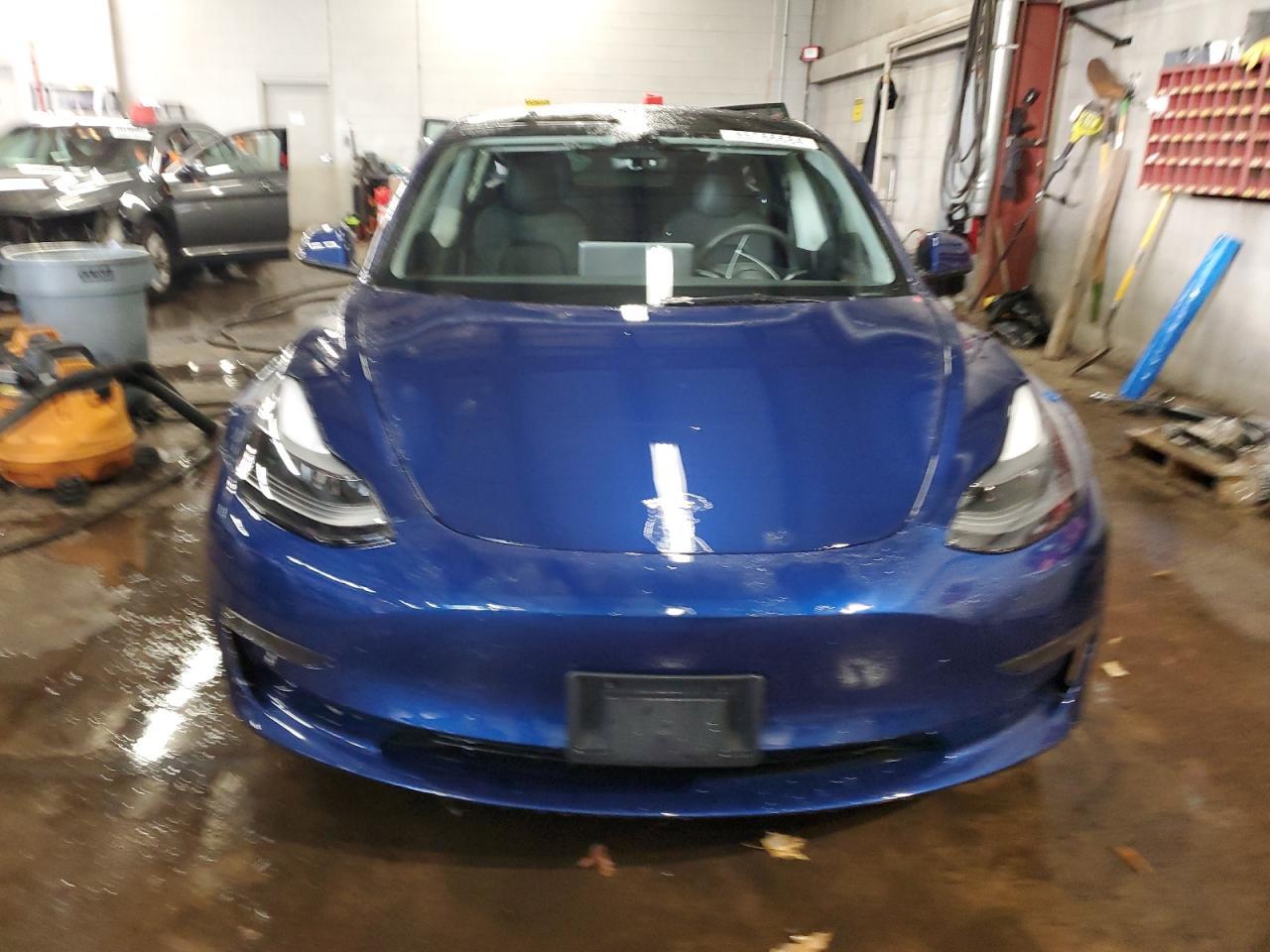 2022 TESLA MODEL 3 - Image 5