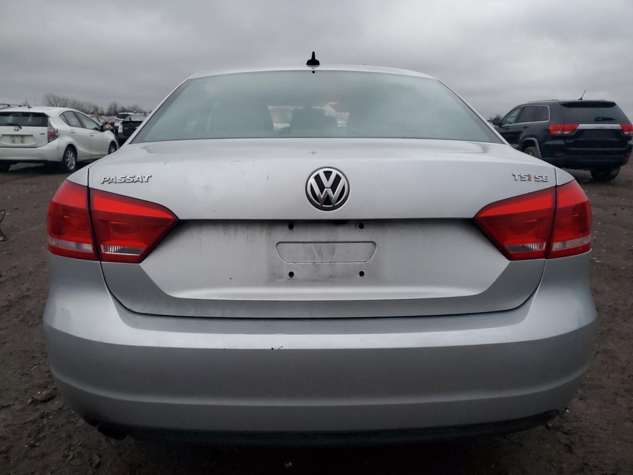 2014 VOLKSWAGEN PASSAT SE - Image 6
