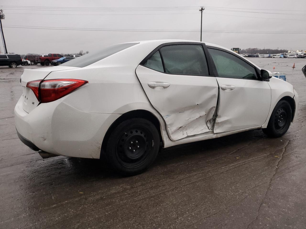 2016 TOYOTA COROLLA L - Фото 3