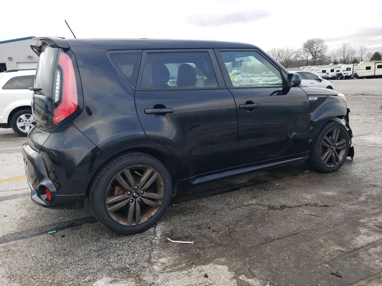 2016 KIA SOUL + - Image 3