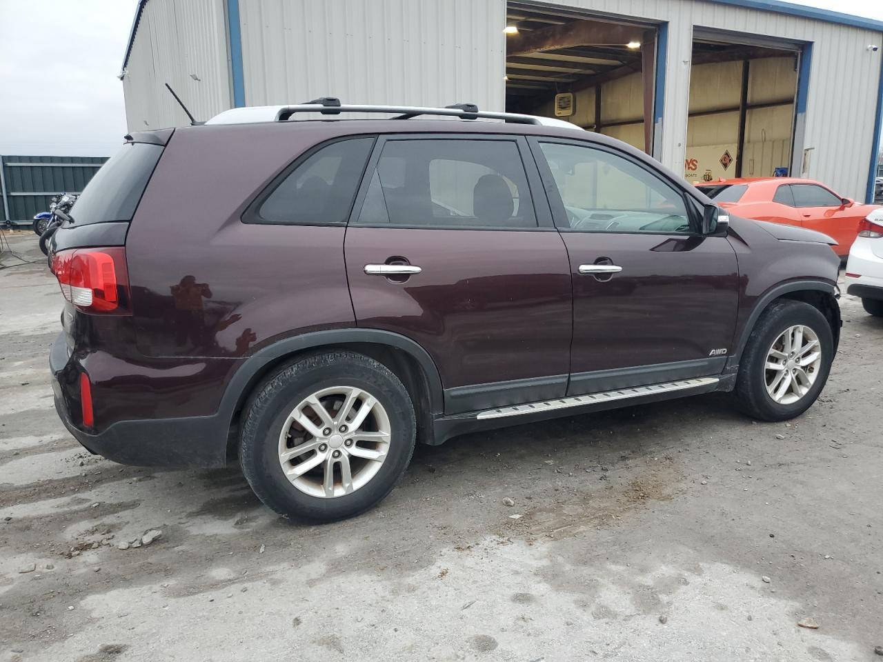 2014 KIA SORENTO LX - Image 3