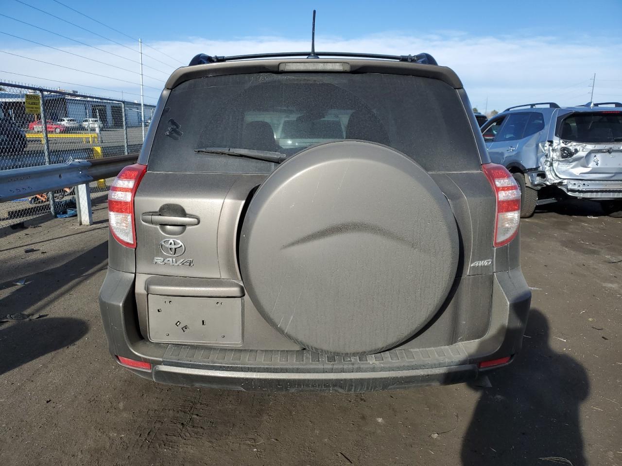 2011 TOYOTA RAV4 - Image 6