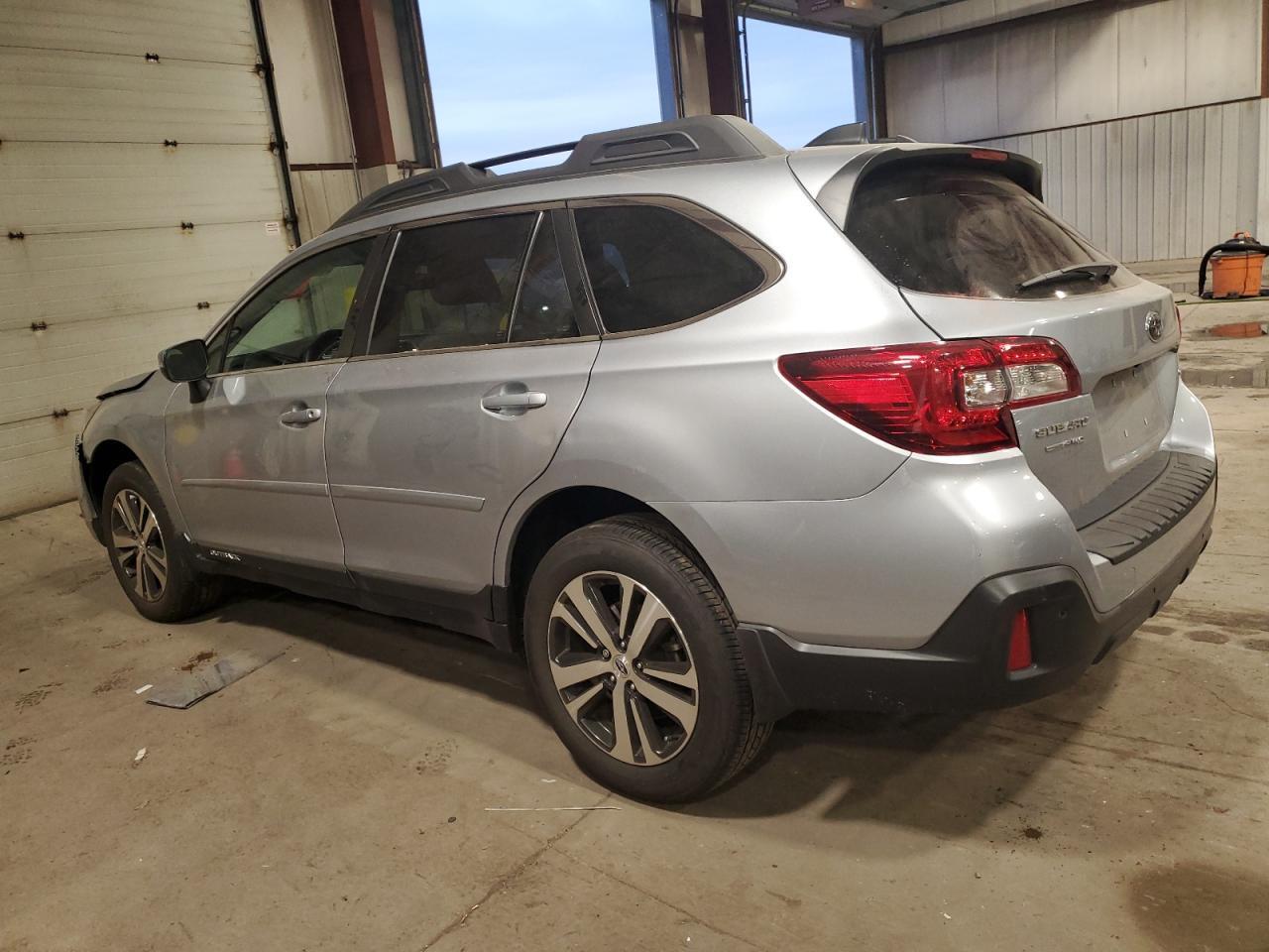 2018 SUBARU OUTBACK 2. - Image 2