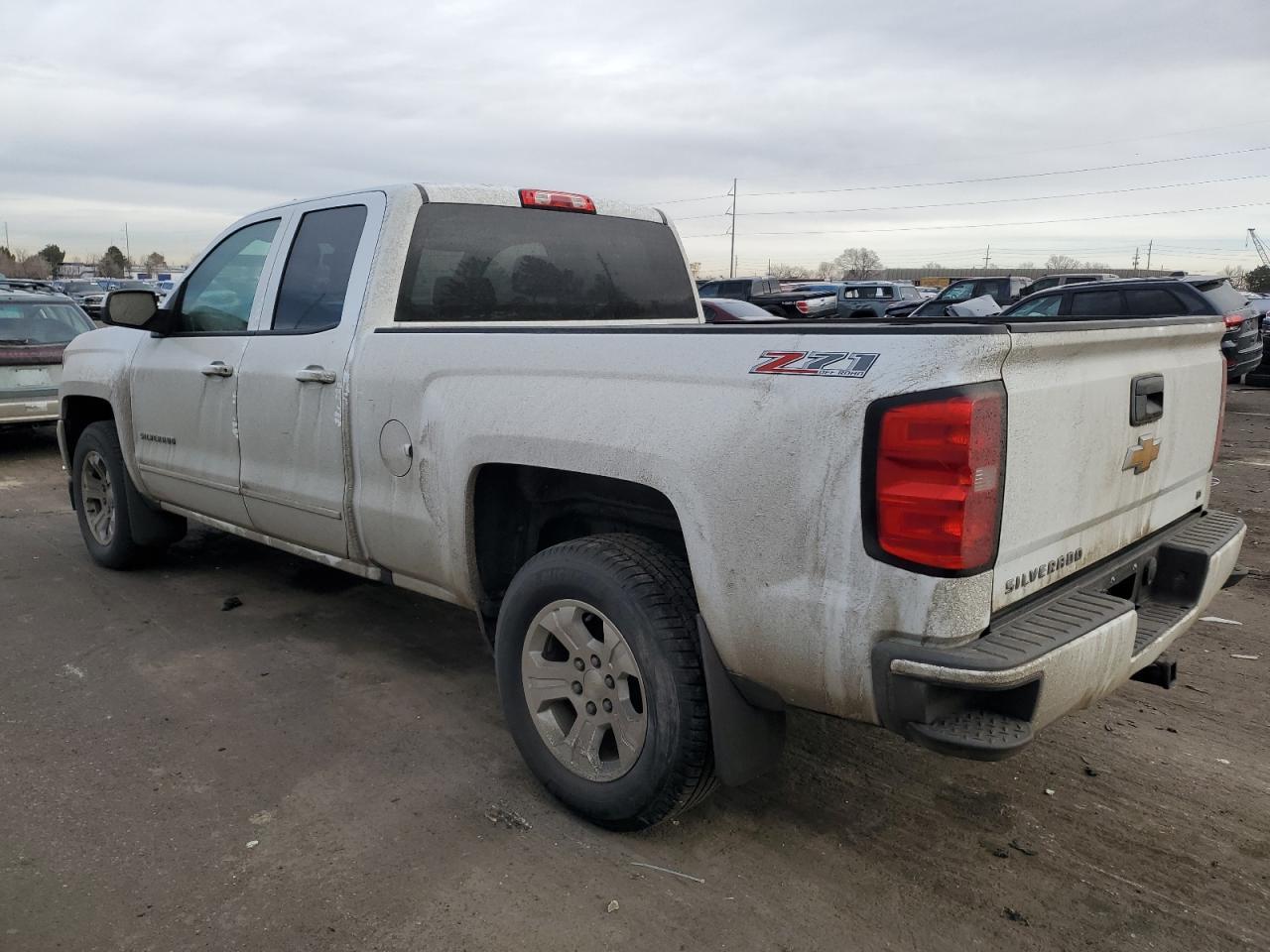 2017 CHEVROLET SILVERADO - Image 2