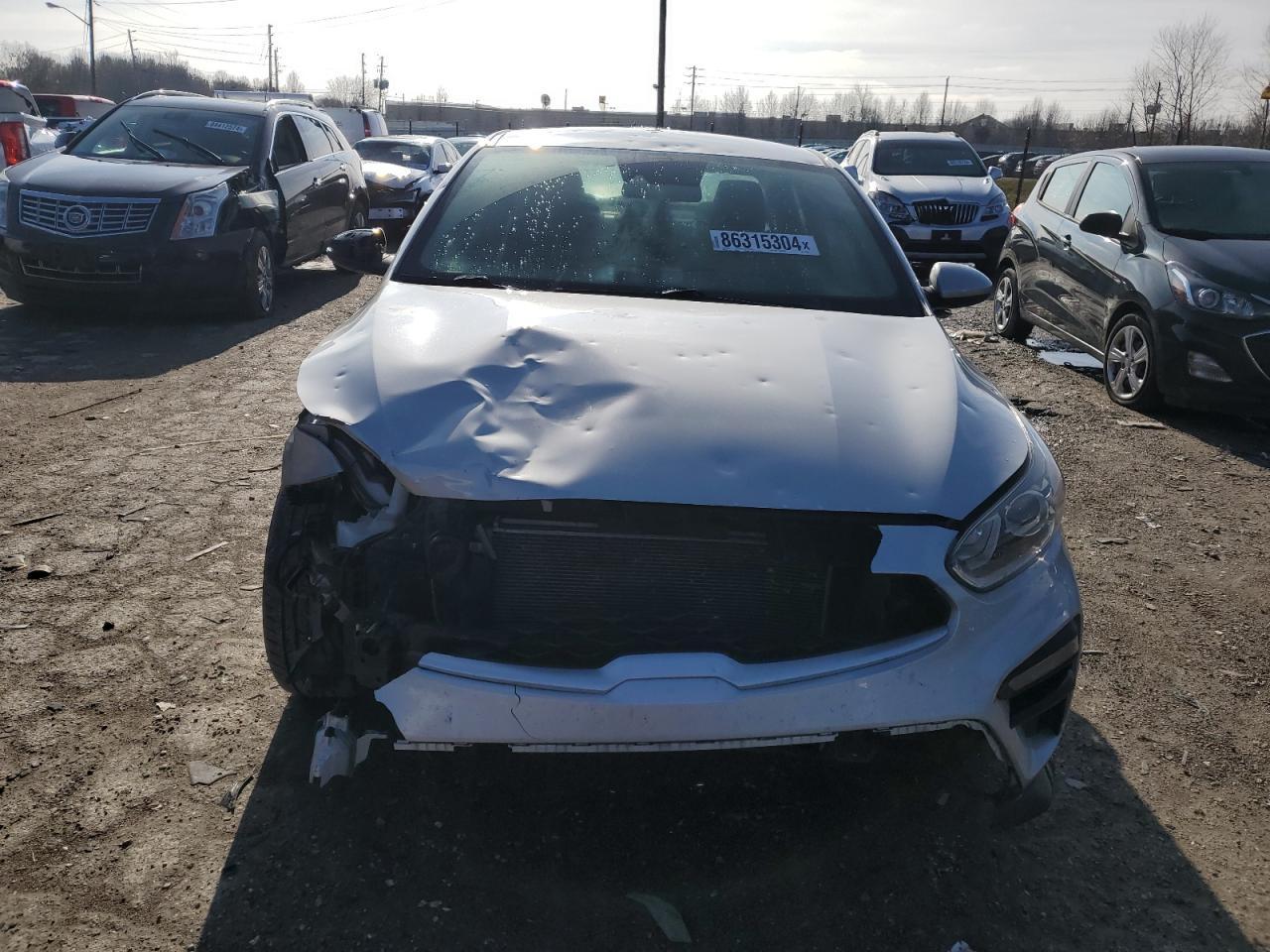 2021 KIA FORTE FE - Image 5