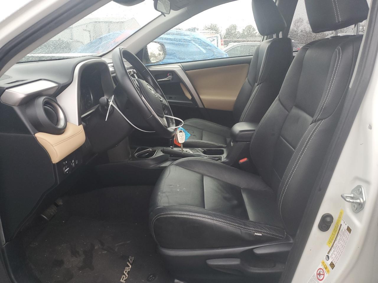 2017 TOYOTA RAV4 XLE - Image 7