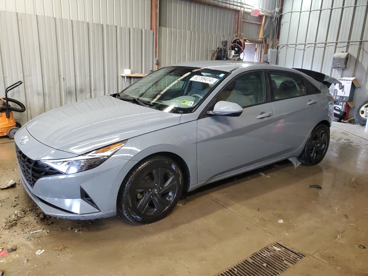 2023 HYUNDAI ELANTRA SE