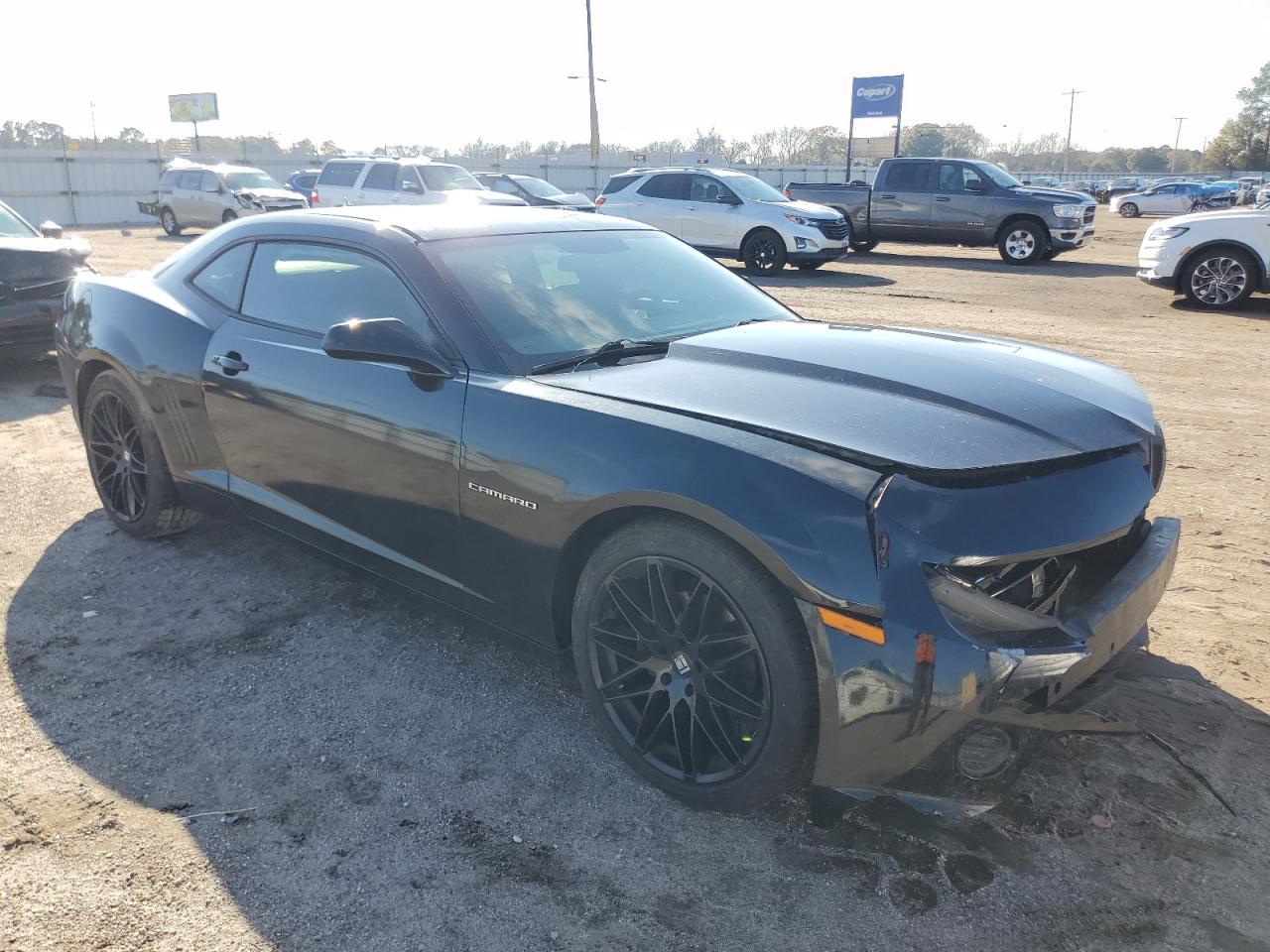 2014 CHEVROLET CAMARO LS - Фото 4