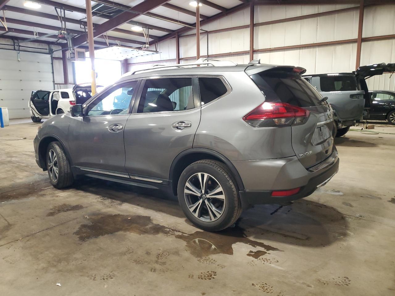 2018 NISSAN ROGUE S - Фото 2