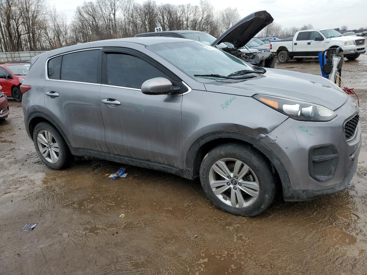 2017 KIA SPORTAGE L - Фото 4