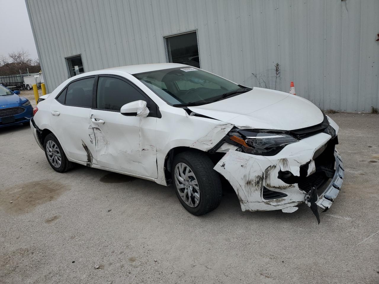 2018 TOYOTA COROLLA L - Image 4