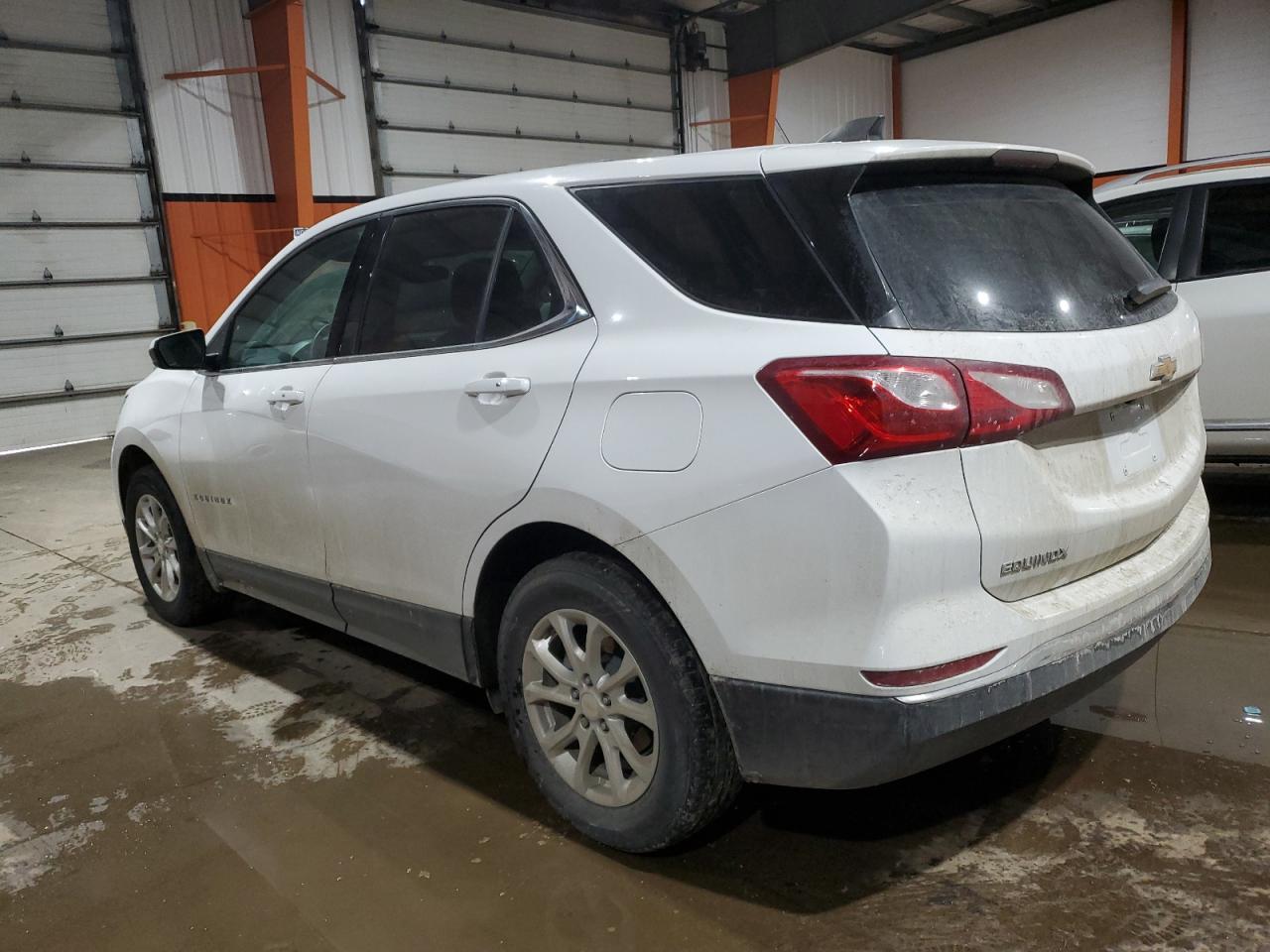 2019 CHEVROLET EQUINOX LT - Image 2
