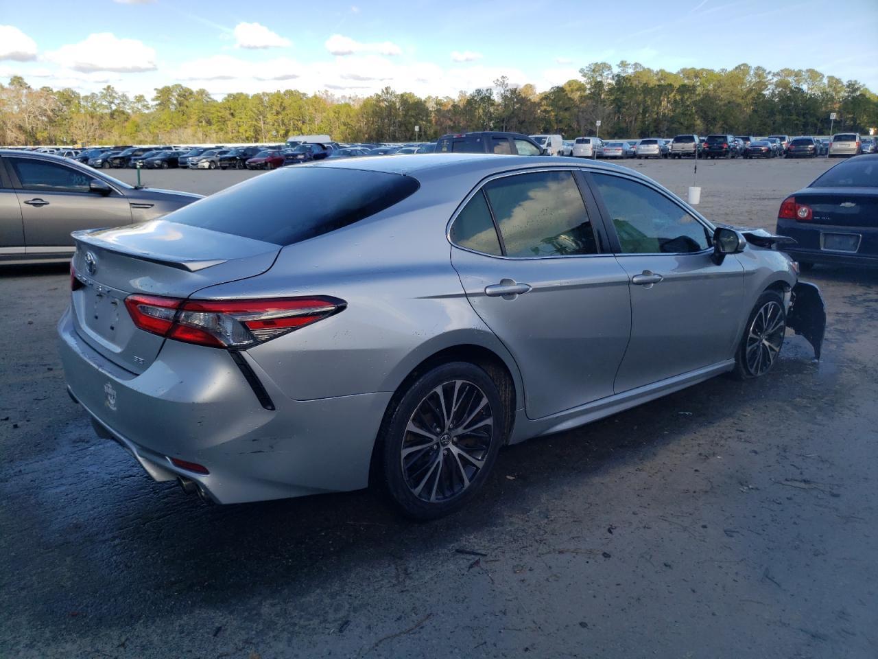 2018 TOYOTA CAMRY L - Image 3