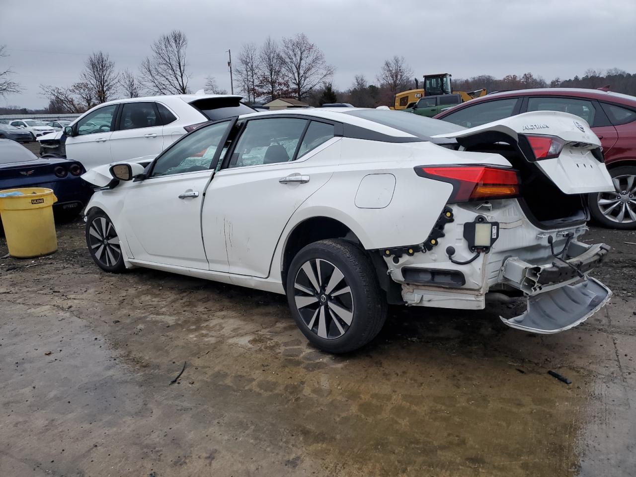 2022 NISSAN ALTIMA SV - Image 2