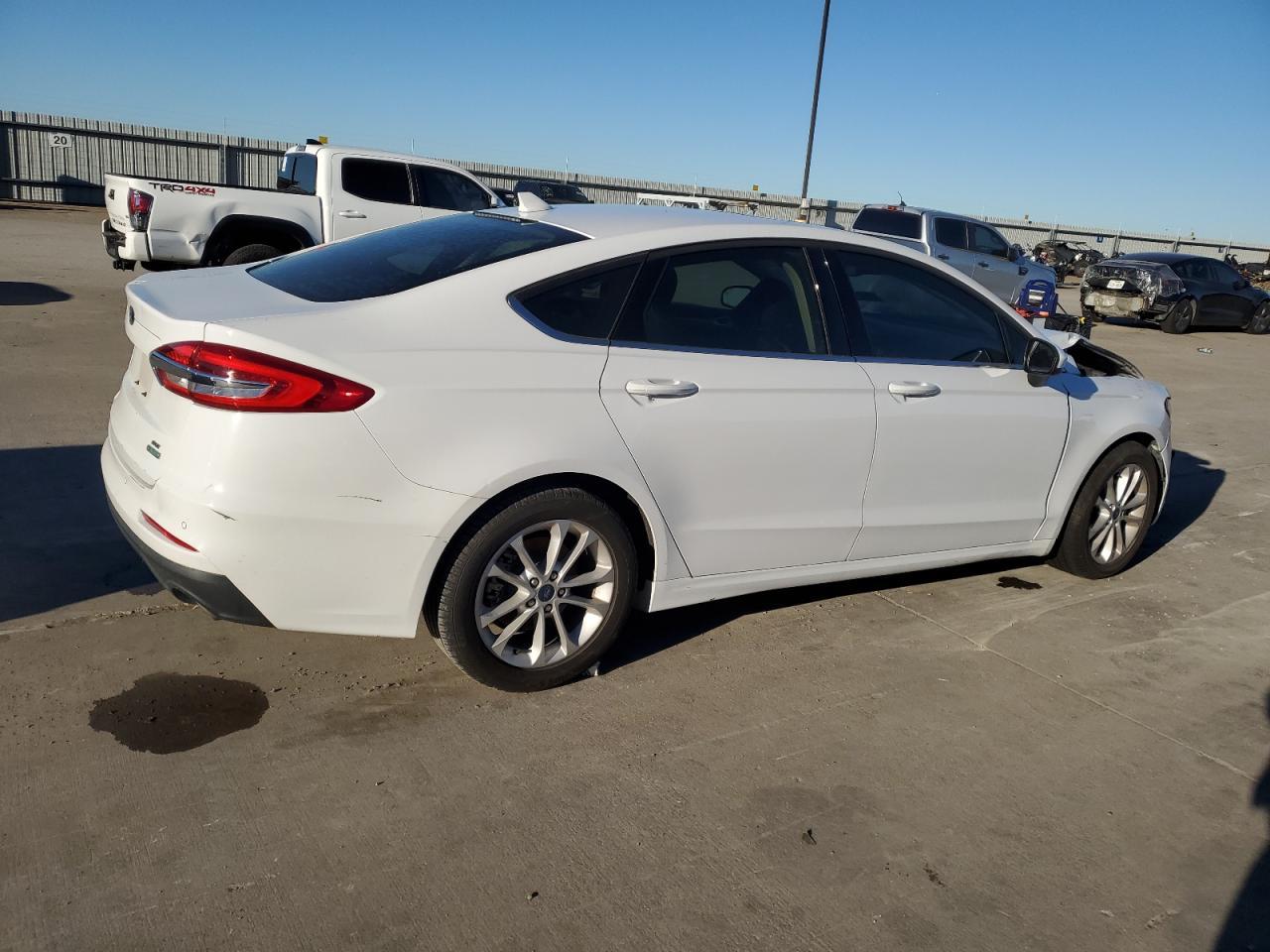 2020 FORD FUSION SE - Image 3