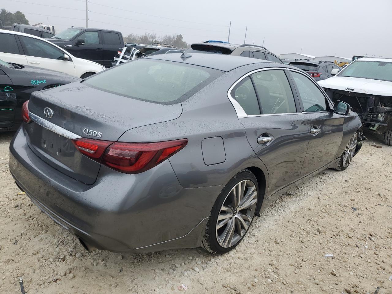 2019 INFINITI Q50 LUXE - Image 3