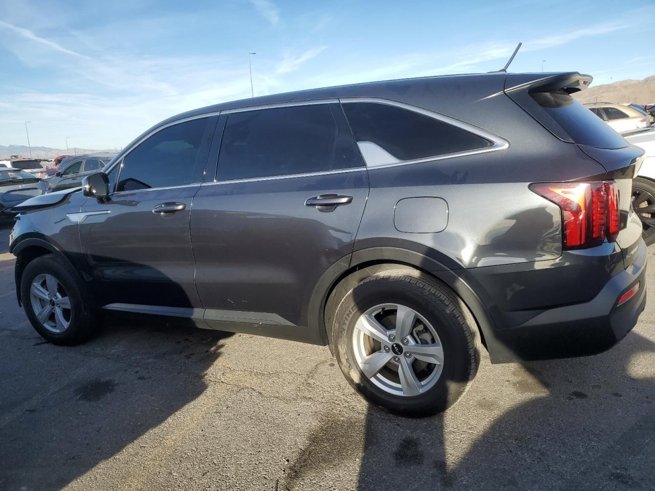2023 KIA SORENTO LX - Фото 2